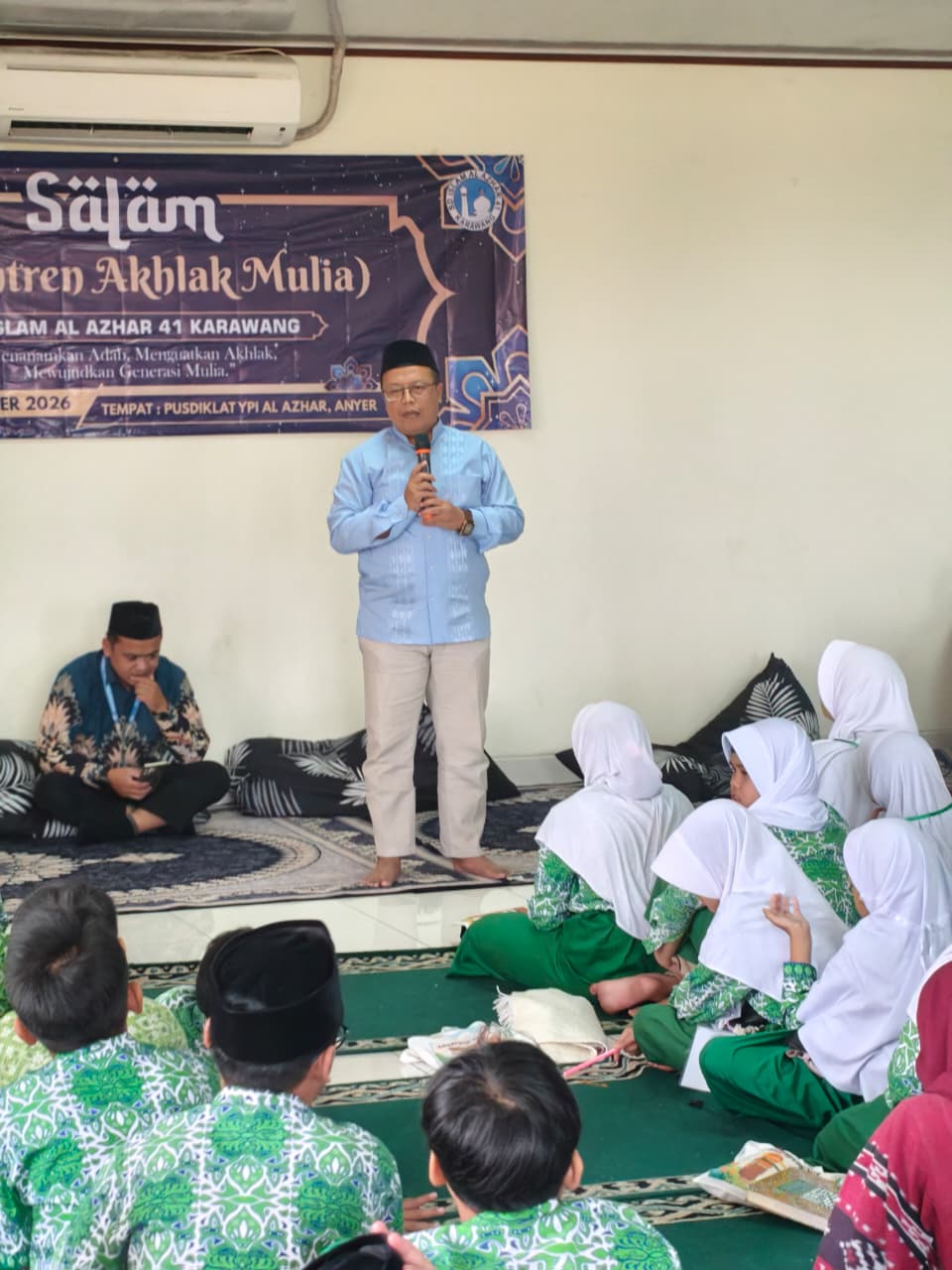 Sambutan Wakil Kepala Sekolah SD Islam Al Azhar 41 Karawang, Bapak Jenal